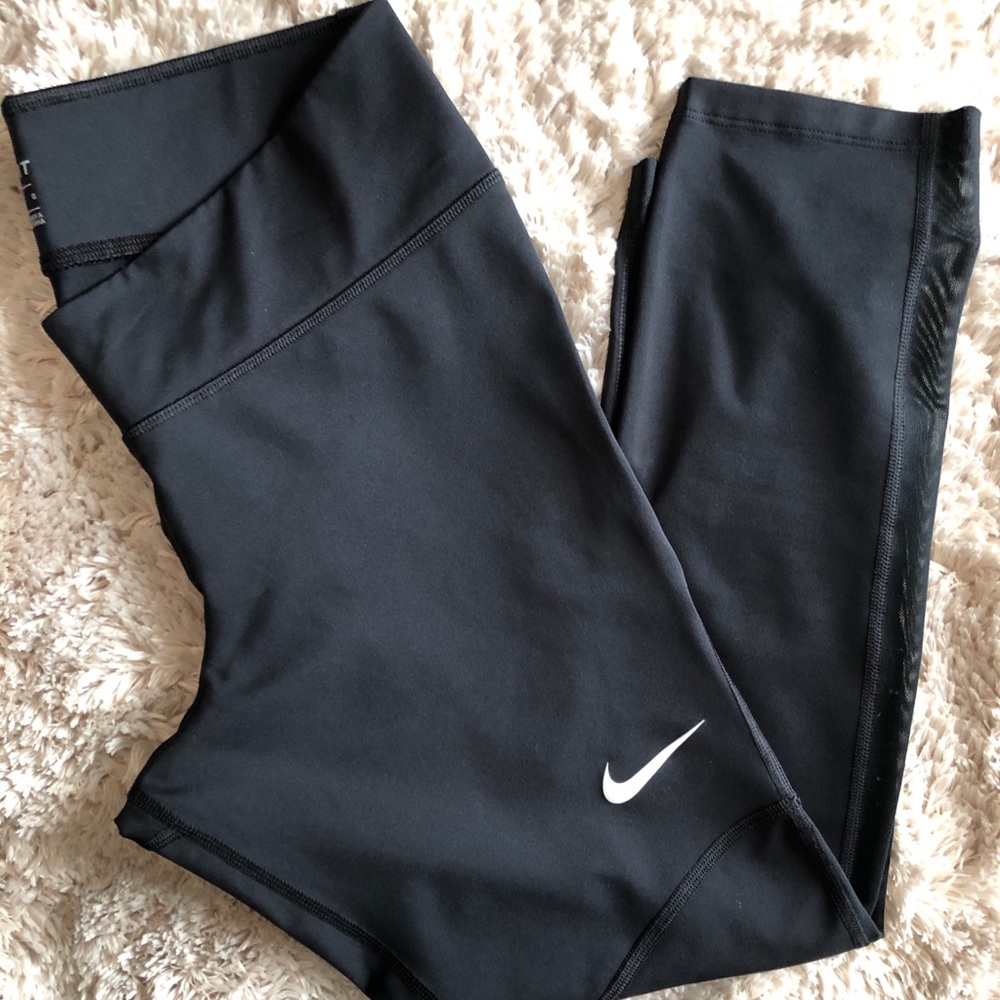 Nike Dri-Fit Running Capri Pants (Large)